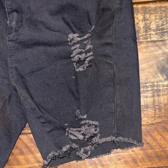 Solid Color Ripped Denim Shorts - Picture 6 of 11